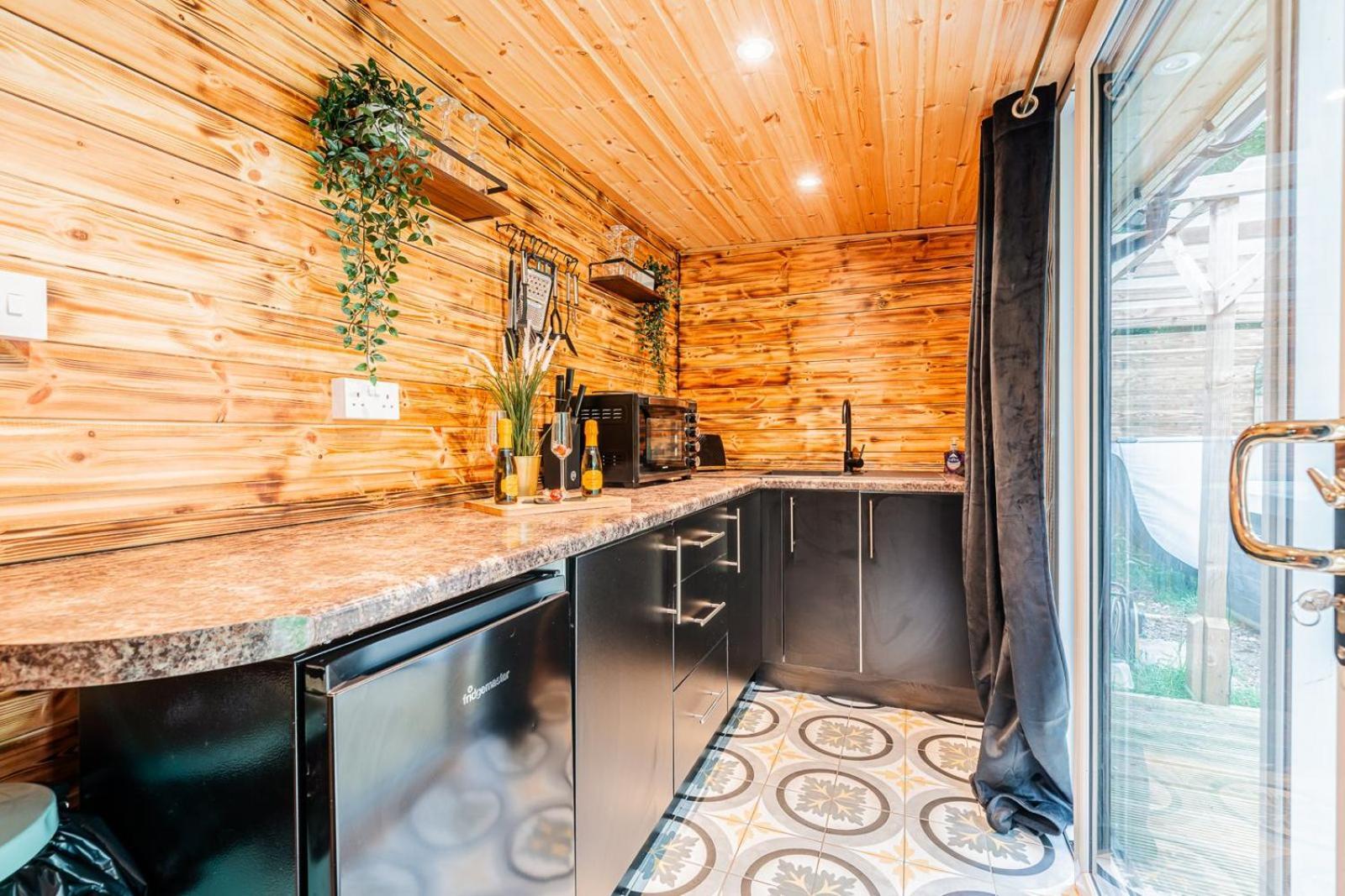 Cozy Cottage With Hot Tub! Cadnam Exteriér fotografie