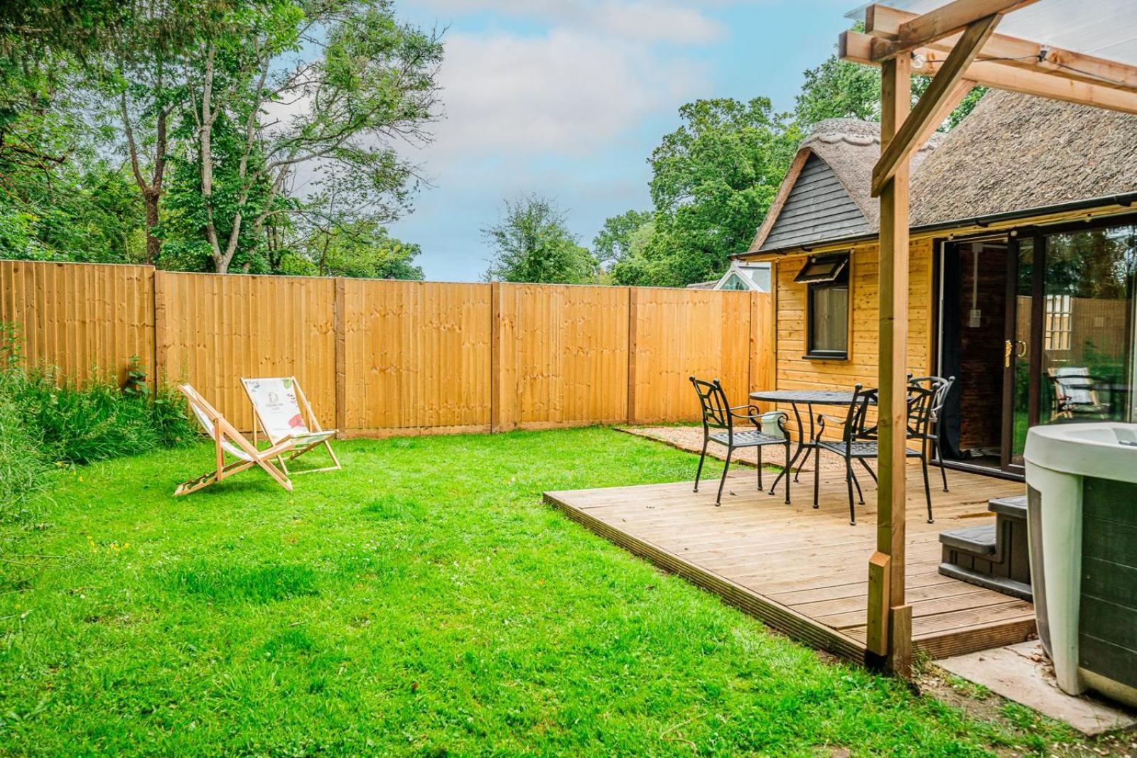 Cozy Cottage With Hot Tub! Cadnam Exteriér fotografie